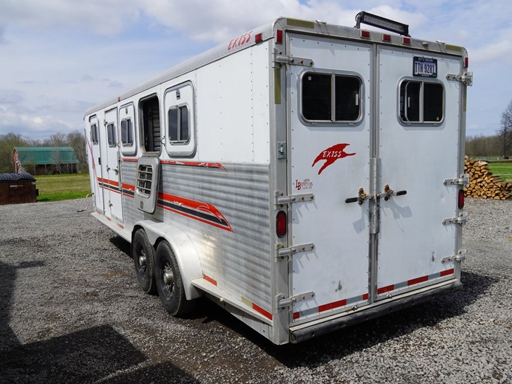 #142-•-1999-exiss-3-slant-aluminum-6-horse-capacity-trailer-image-3