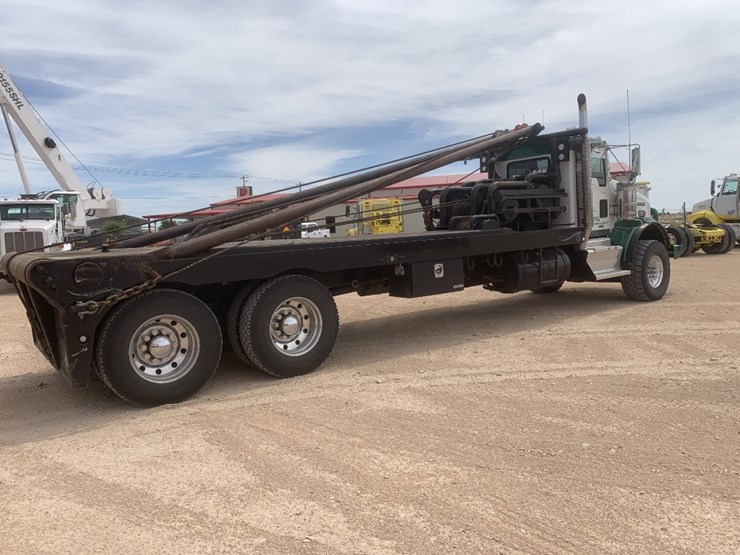 2013-kenworth-t800-image-3