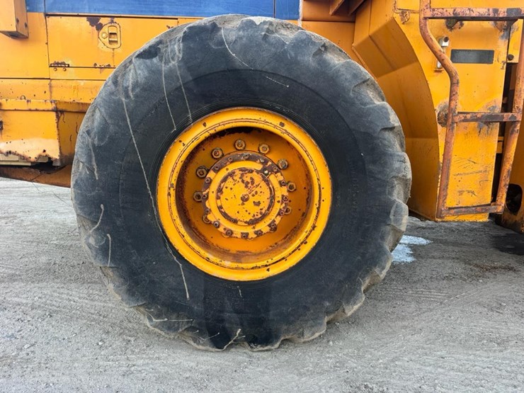 #122-•-1987-kobelco-lk600-wheel-loader-image-10