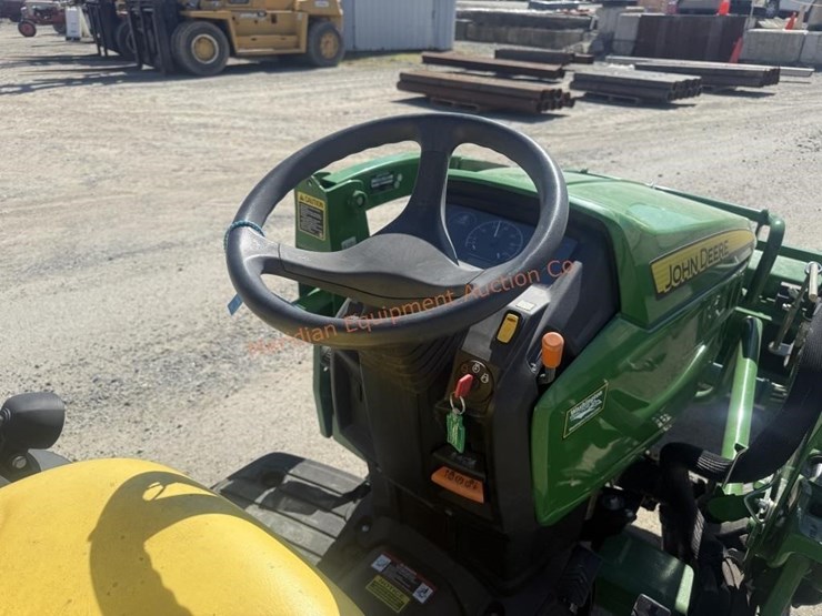 john-deere-1025r-image-38