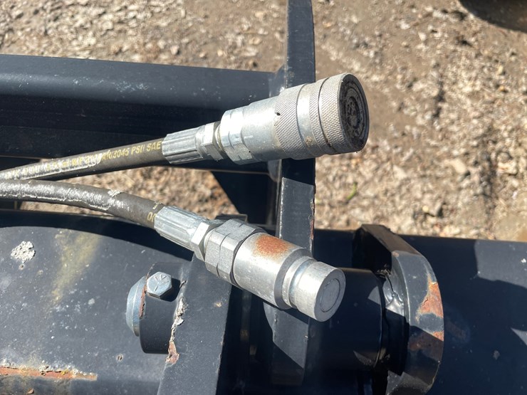 caterpillar-th350b-image-8