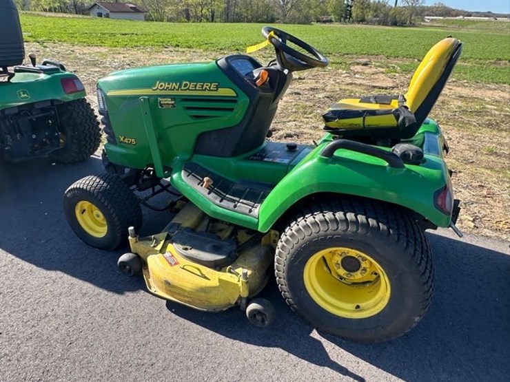john-deere-x475-image-2