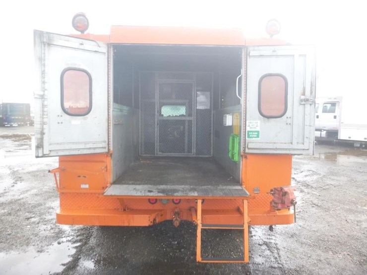 1999-gmc-3500-image-6