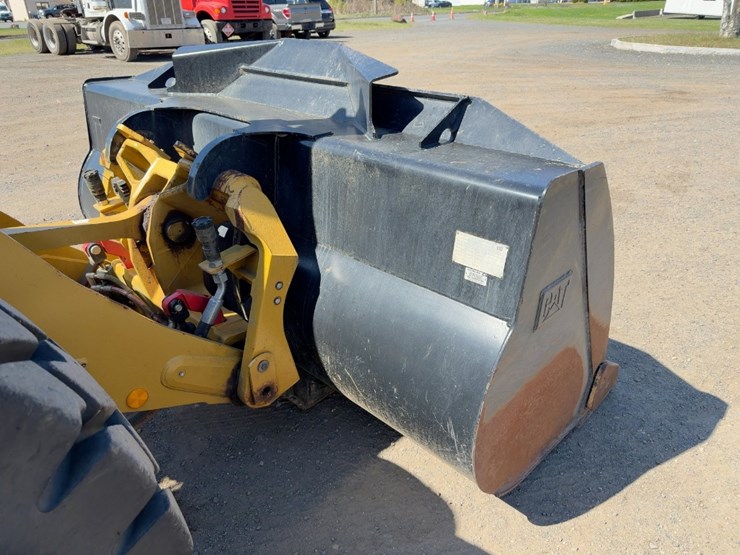 2019-caterpillar-926m-image-11