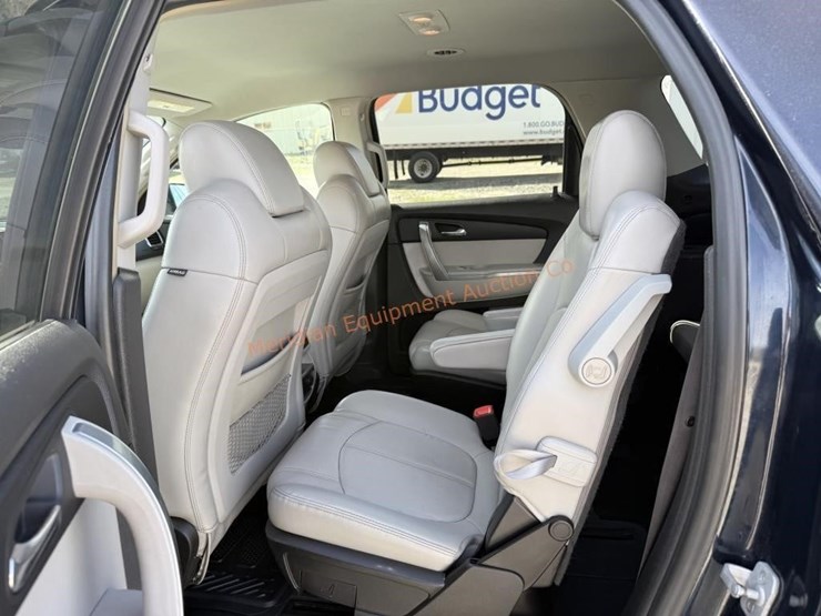 2016-gmc-acadia-slt-image-22