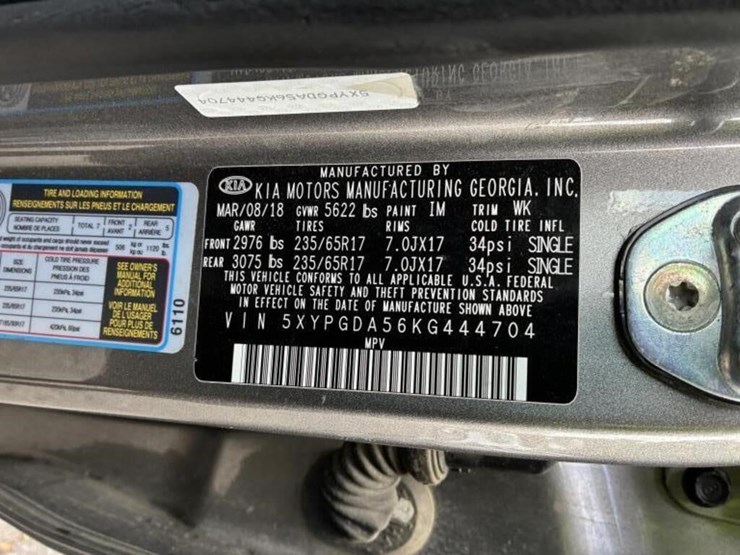 2019-kia-sorento-lx-image-24