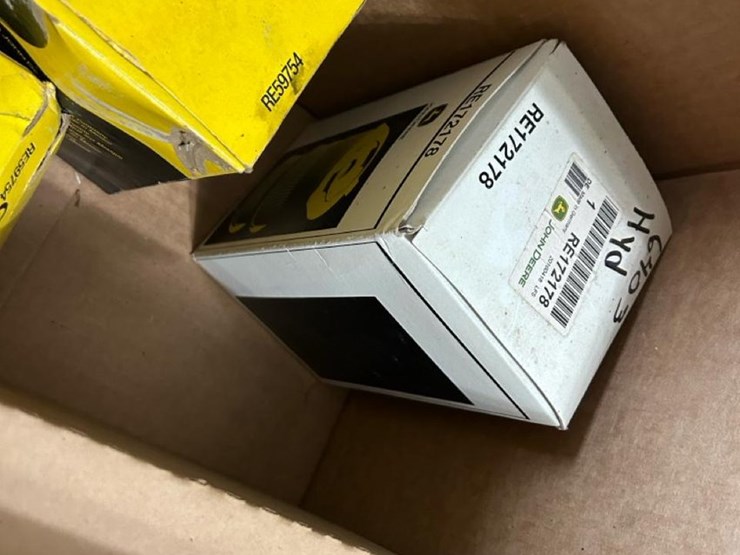 2006-john-deere-6403-image-54