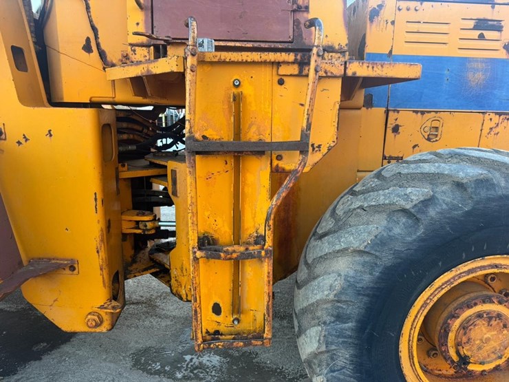 #122-•-1987-kobelco-lk600-wheel-loader-image-34