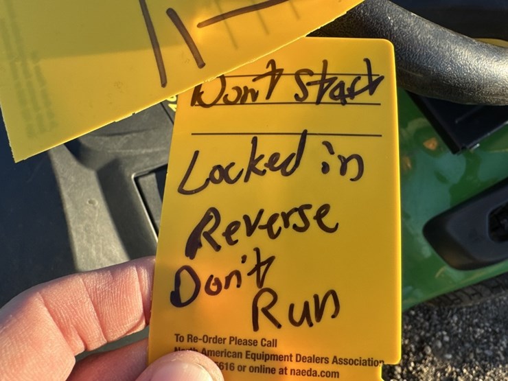 2014-john-deere-d105-image-10