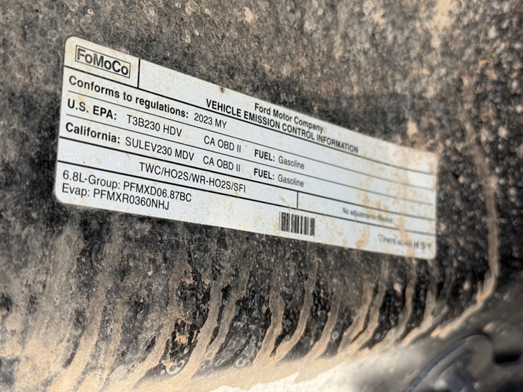 2023-ford-f250-image-24