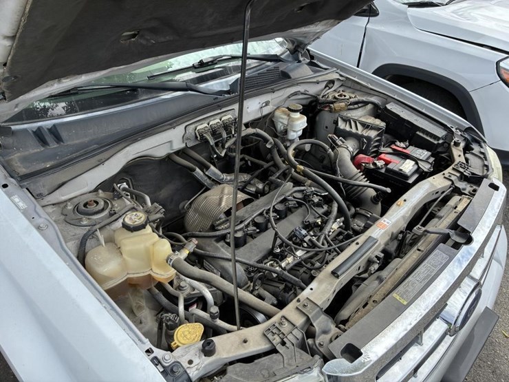 2008-ford-escape-image-7