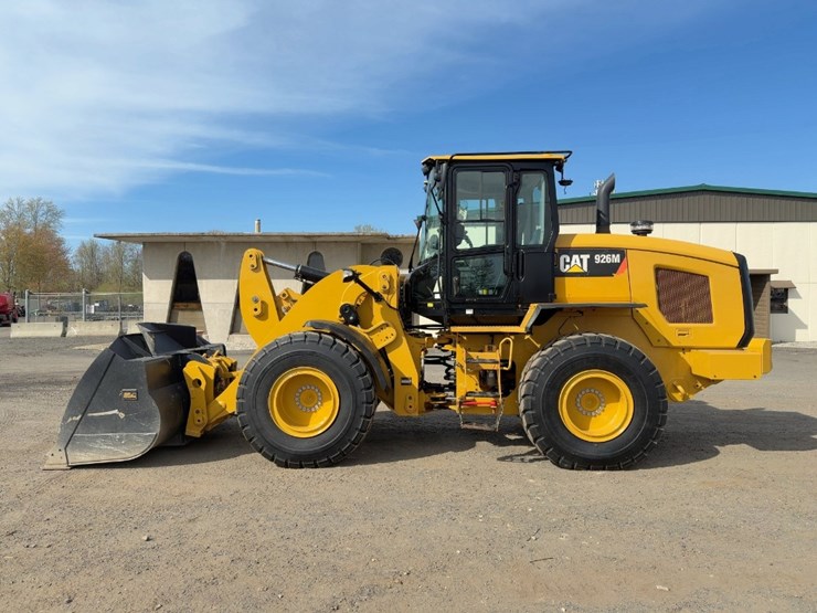 2017-caterpillar-926m-image-2