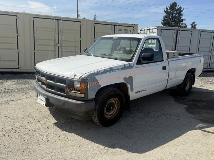 1992-chevrolet-cheyenne-1500-image-13