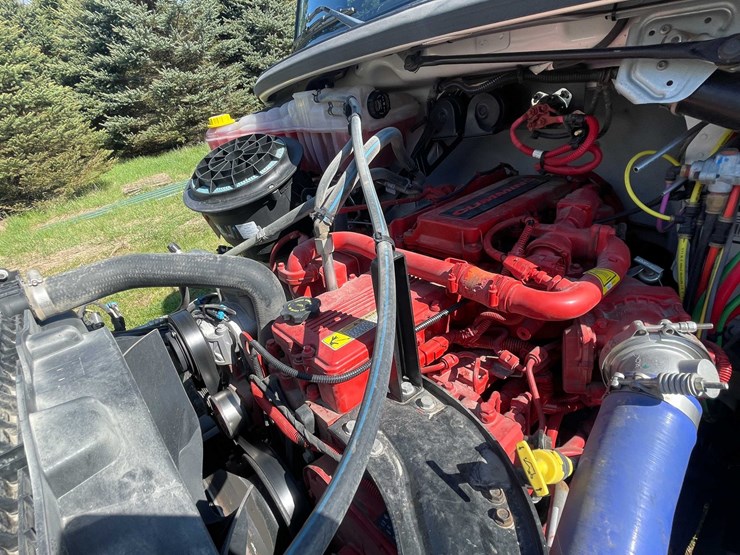 2020-freightliner-m2-106-image-76