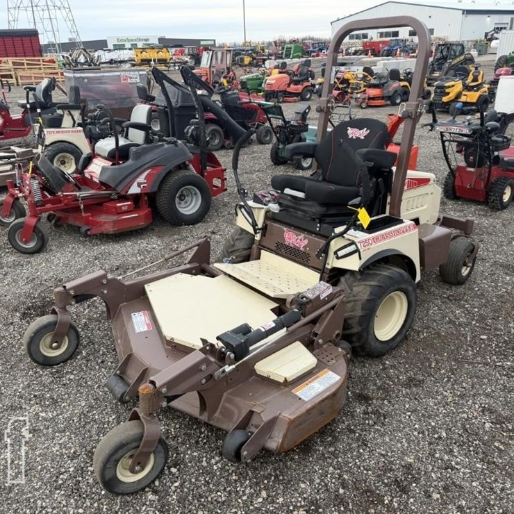 2022 GRASSHOPPER 725DT6