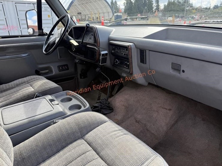 1987-ford-f250-xlt-lariat-image-19