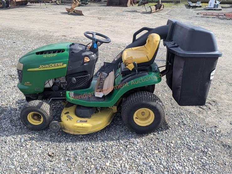john-deere-l111-image-1