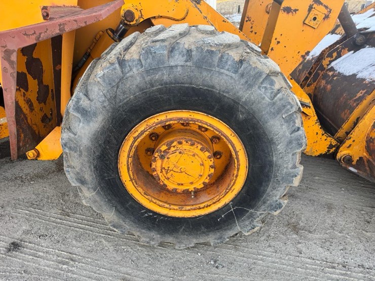 #122-•-1987-kobelco-lk600-wheel-loader-image-13