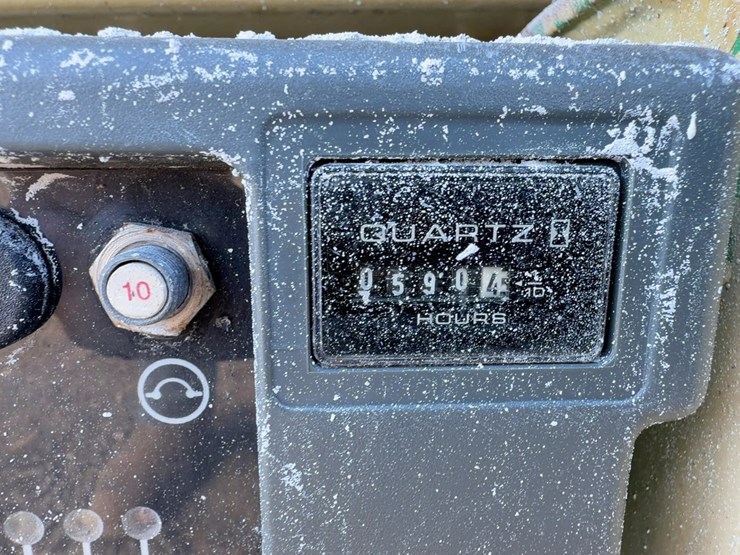 2005-jlg-2630es-image-11