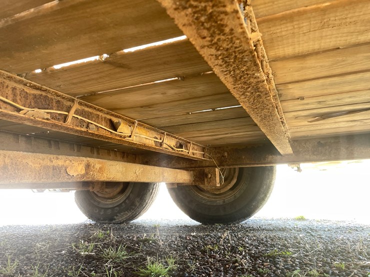 #109-•-2004-contrail-16'-trailer-with-flip-up-ramps-(has-wi-title)-image-27