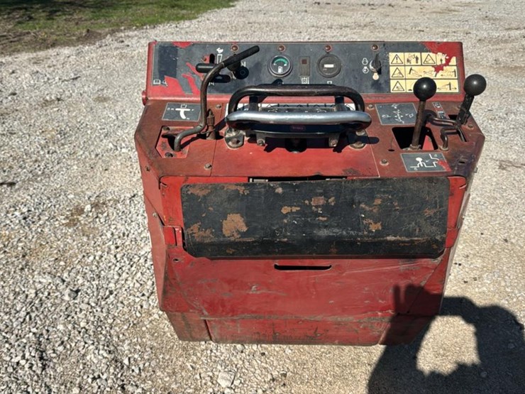 #106-•-dingo-mini-skid-steer-image-2