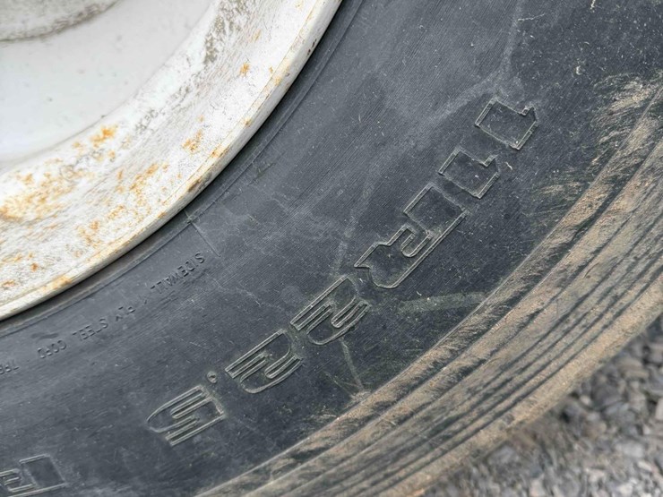 1992-dorsey-walking-floor-image-12