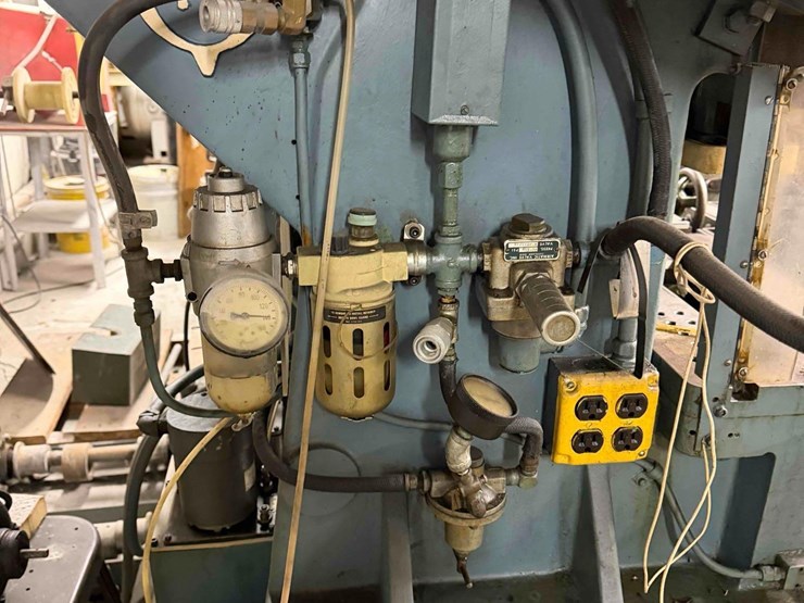 v&o-super-15-ton-vertical-stamping-press-image-6