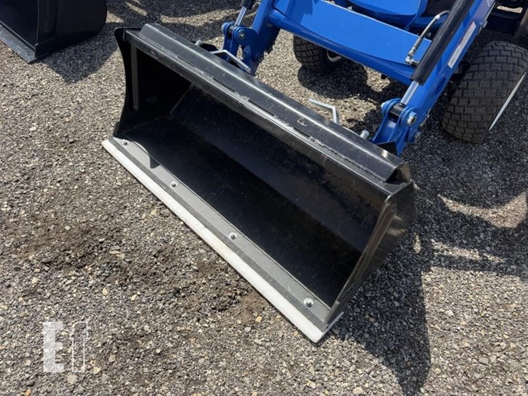 2022-new-holland-workmaster-25s-image-11