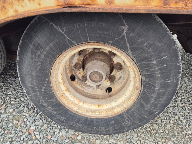 2006-trail-eze-te-70-ht-image-51