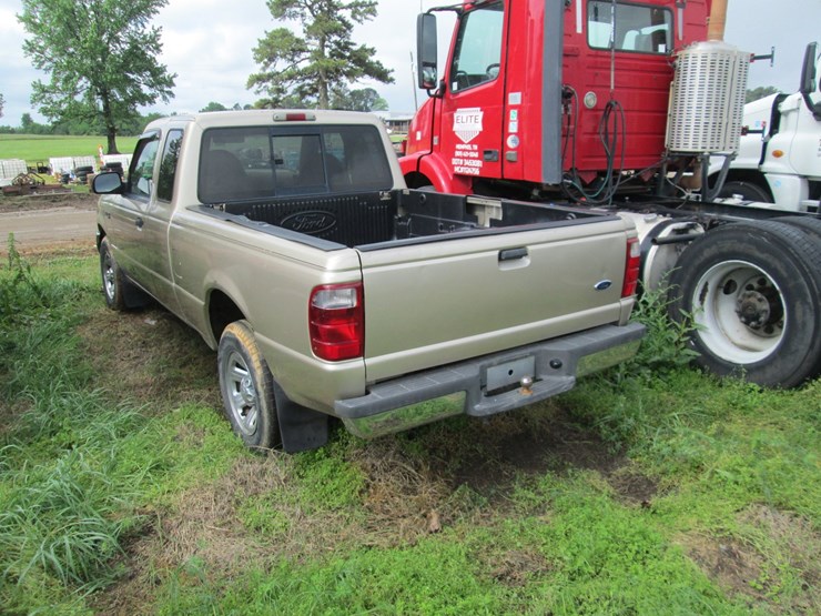 2002-ford-ranger-xlt-image-4