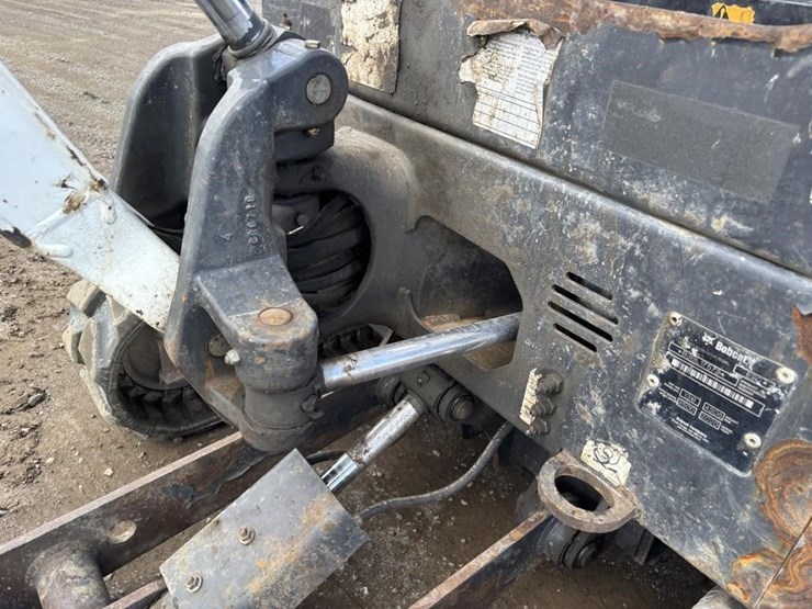 2020-bobcat-e20-image-16