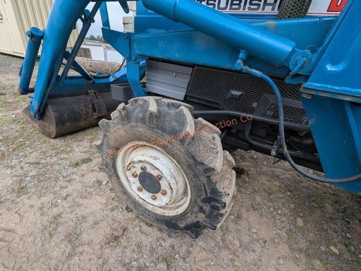 mitsubishi-d2350-image-24