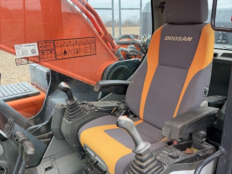 2016-doosan-dx420-lc-5-image-14