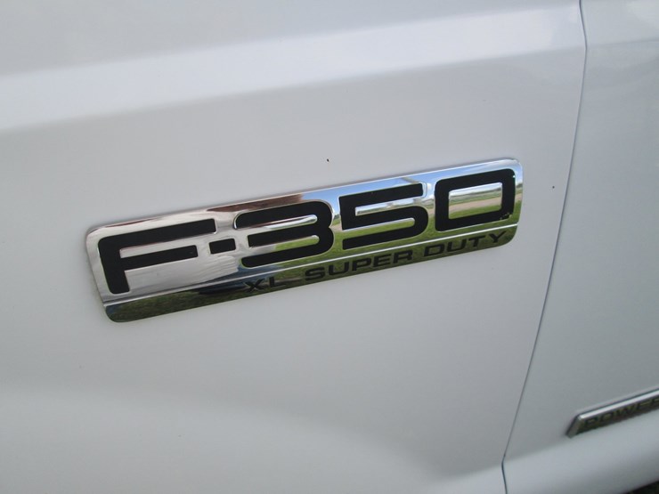 2006-ford-f350-image-15