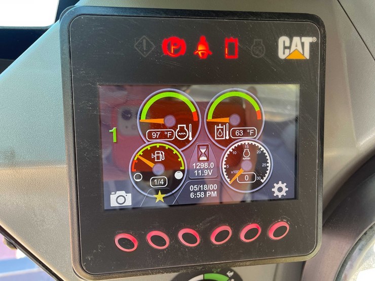 caterpillar-216b-image-38