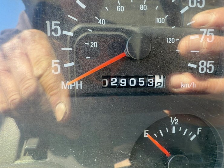 2001-caterpillar-3126-image-28