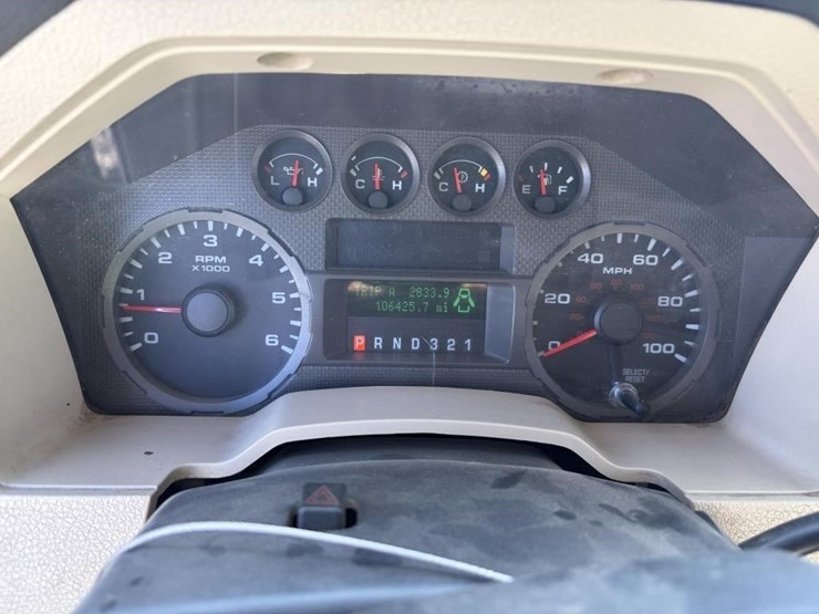 2010-ford-f450-image-15