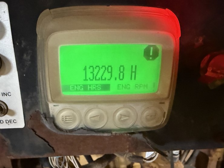 2012-caterpillar-c4.4-image-11