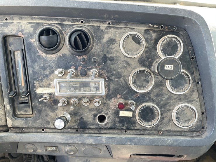 1996-cummins-m11-image-117