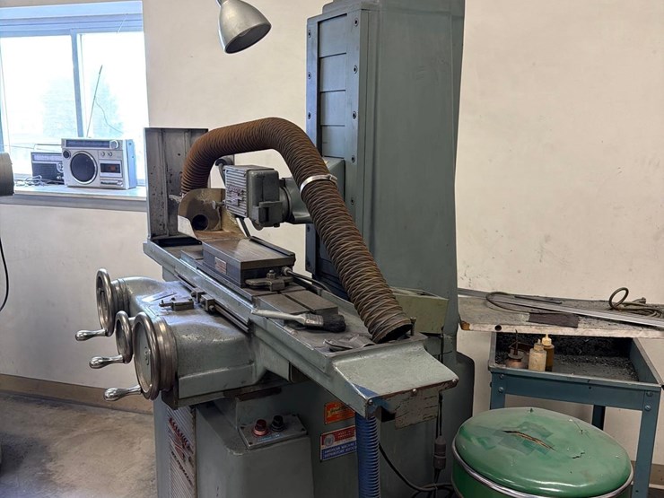 american-machine-tool-abrasive-618-surface-grinder-image-2