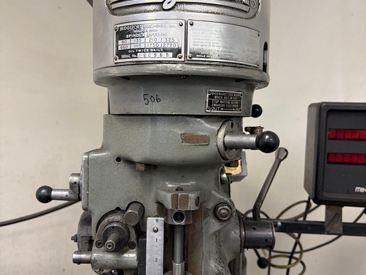 bridgeport-j-head-vertical-milling-machine-image-8