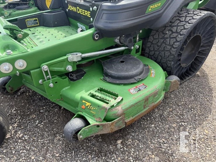 2019-john-deere-z930r-image-5