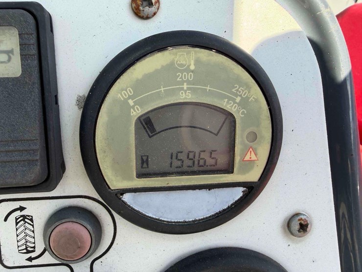 2018-moffett-m8-55.4-image-14