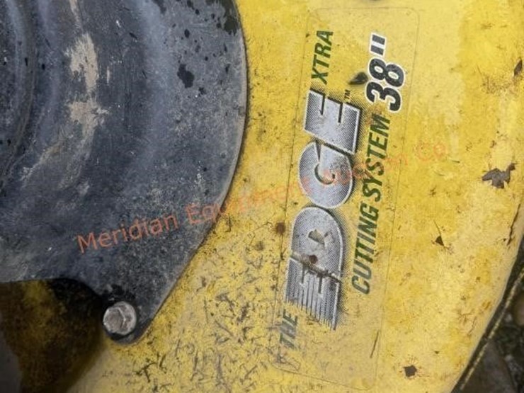 john-deere-x300-image-10