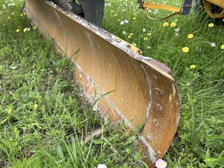 2018-deere-770g-image-17