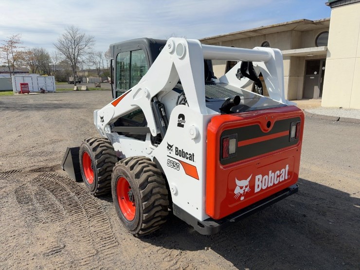 2017-bobcat-s650-image-3