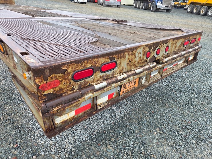 2006-trail-eze-te-70-ht-image-29