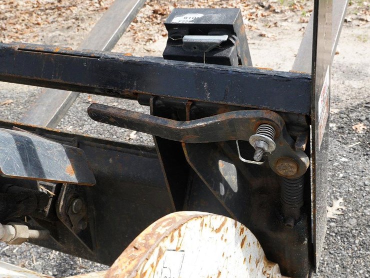 2014-bobcat-mt55-image-30