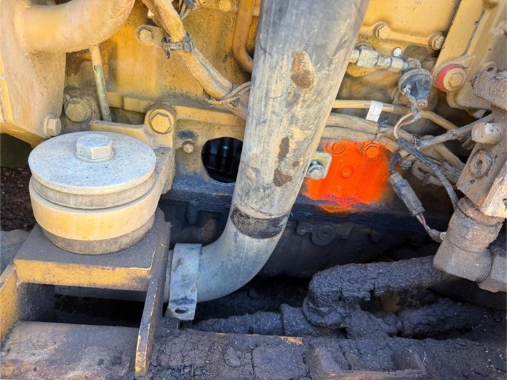 2006-caterpillar-d6n-lgp-image-14