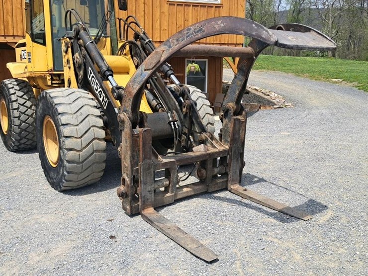 2002-deere-tc54h-image-30